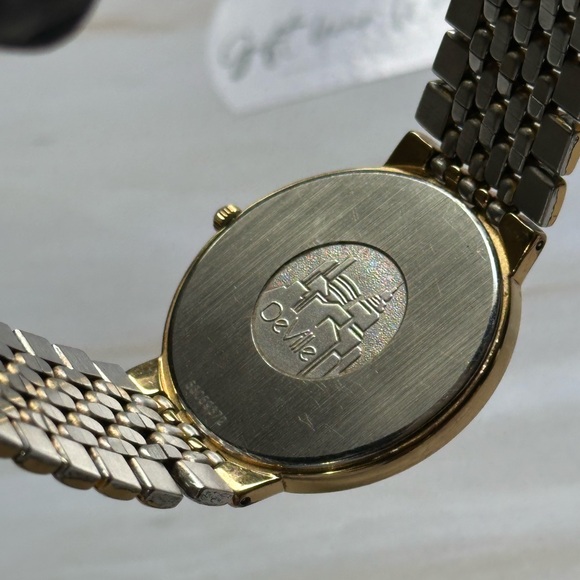 Omega De Ville Prestige 395.0875.2 Gold-Plated 33mm Luxury Dress Watch - Picture 9 of 16